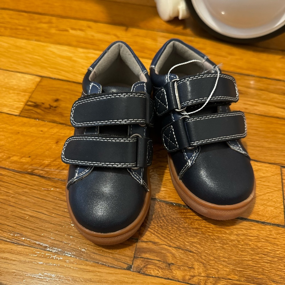 Toddler shoes